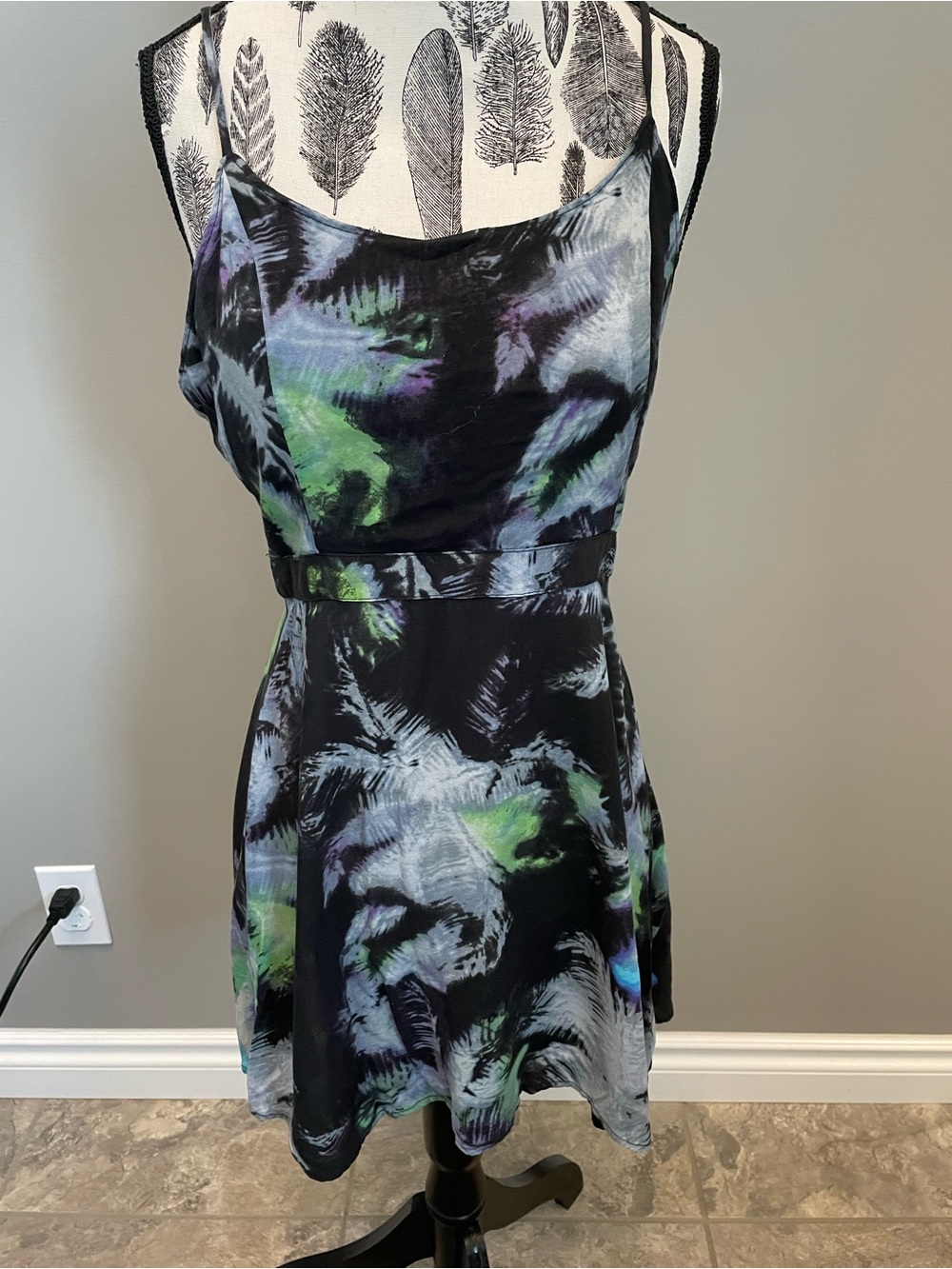 American Eagle 🦅 Black Multi-Color Printed Dress